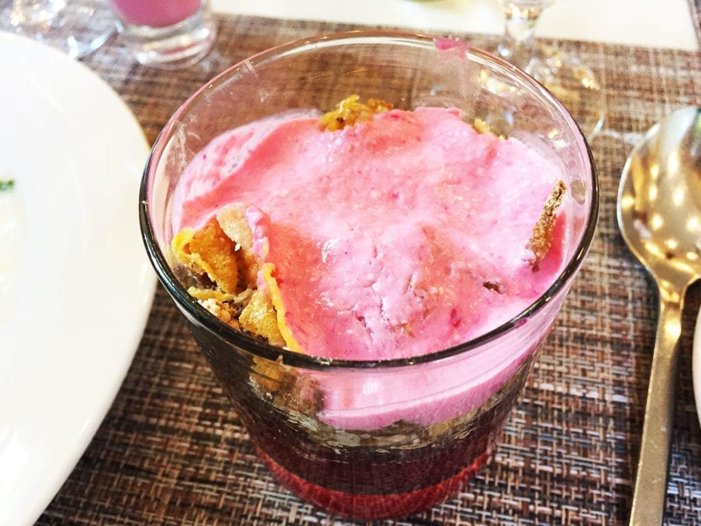 Muesli Yoghurt @ Le Jardin Breakfast at Oberoi Hotel in Bangalore India