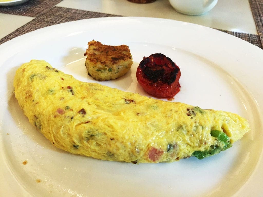 Paneer Omelette @ Le Jardin Breakfast Buffet Oberoi in Bangalore India