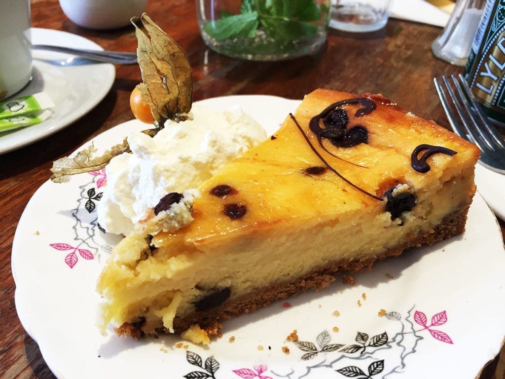 Bailey's Chocolate Chip Cheesecake @ Queen of Tarts