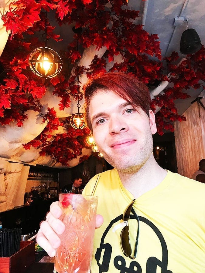 NOM NOM Boris at The Game of Thrones Popup Bar